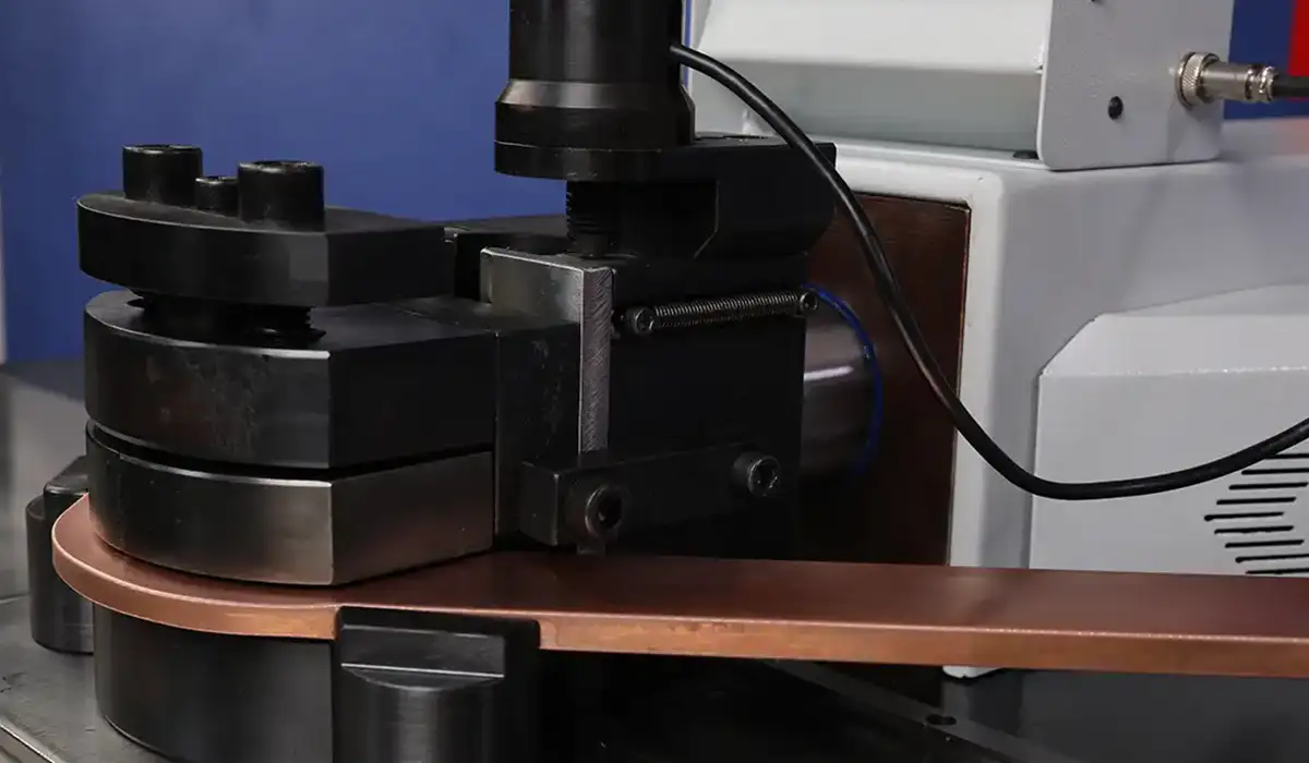busbar bending machine.