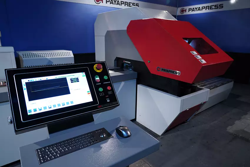 Máquina CNC para pletinas